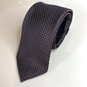 Tommy Hilfiger Vanilla Latte Necktie Men’s OS NEW with tags! Never been worn!